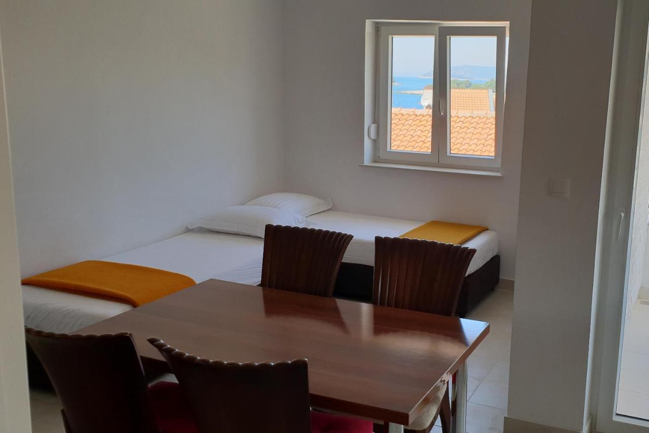 Apartments By The Sea Bilo, Primosten - 14601 Exterior photo
